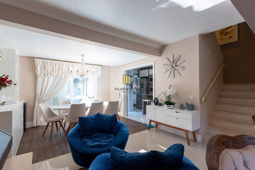 Casa Condominio para Venda - 240m², 4 dormitórios, sendo 1 suites, 2 vagas - Ipanema