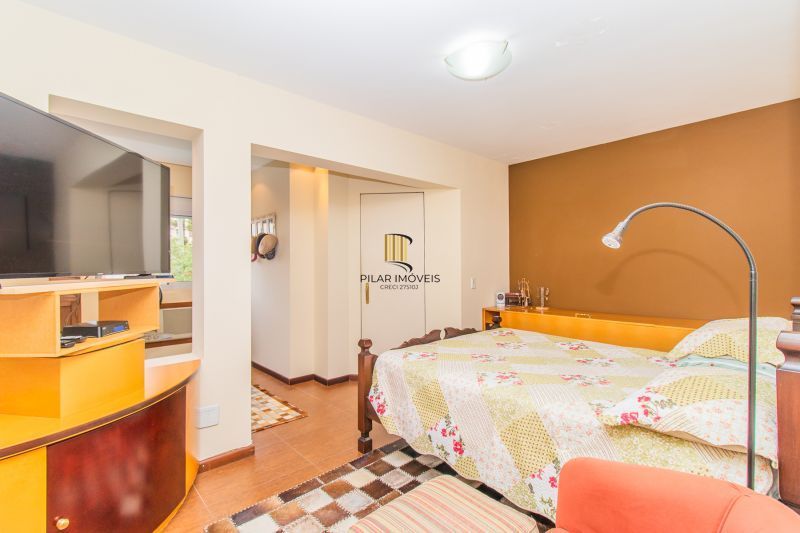 Cobertura Exclusiva com Vista Privilegiada no Coração do Bairro Moinhos de Vento