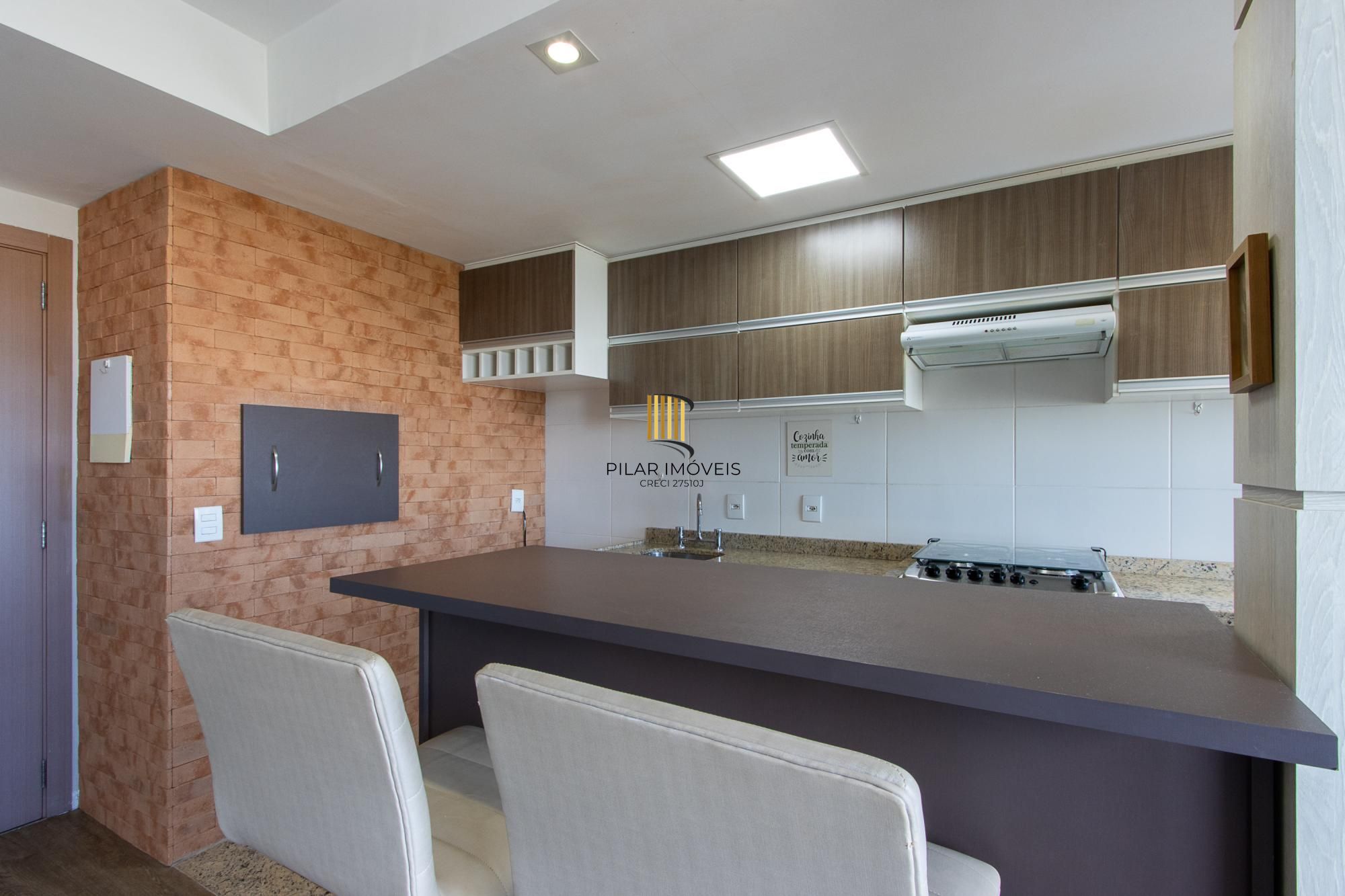 Apartamento com 2 dormitórios e 60m² à venda no bairro Tristeza