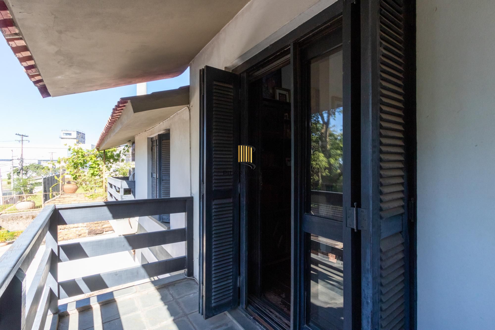Casa para Venda - 286.28m², 2 dormitórios, sendo 1 suites, 3 vagas - Santa Tereza
