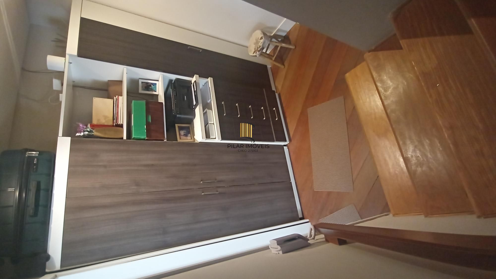 Casa de Condomínio com 3 Suítes, no bairro Tristeza