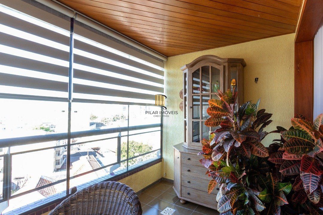 Apartamento para Venda - 104m², 3 dormitórios, sendo 1 suites, 1 vaga - Floresta