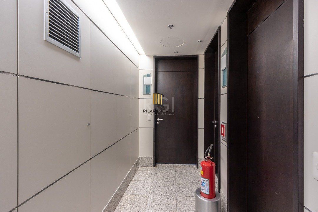 Conjunto/Sala para Venda - 210m², 0 dormitórios, 5 vagas - Cristal