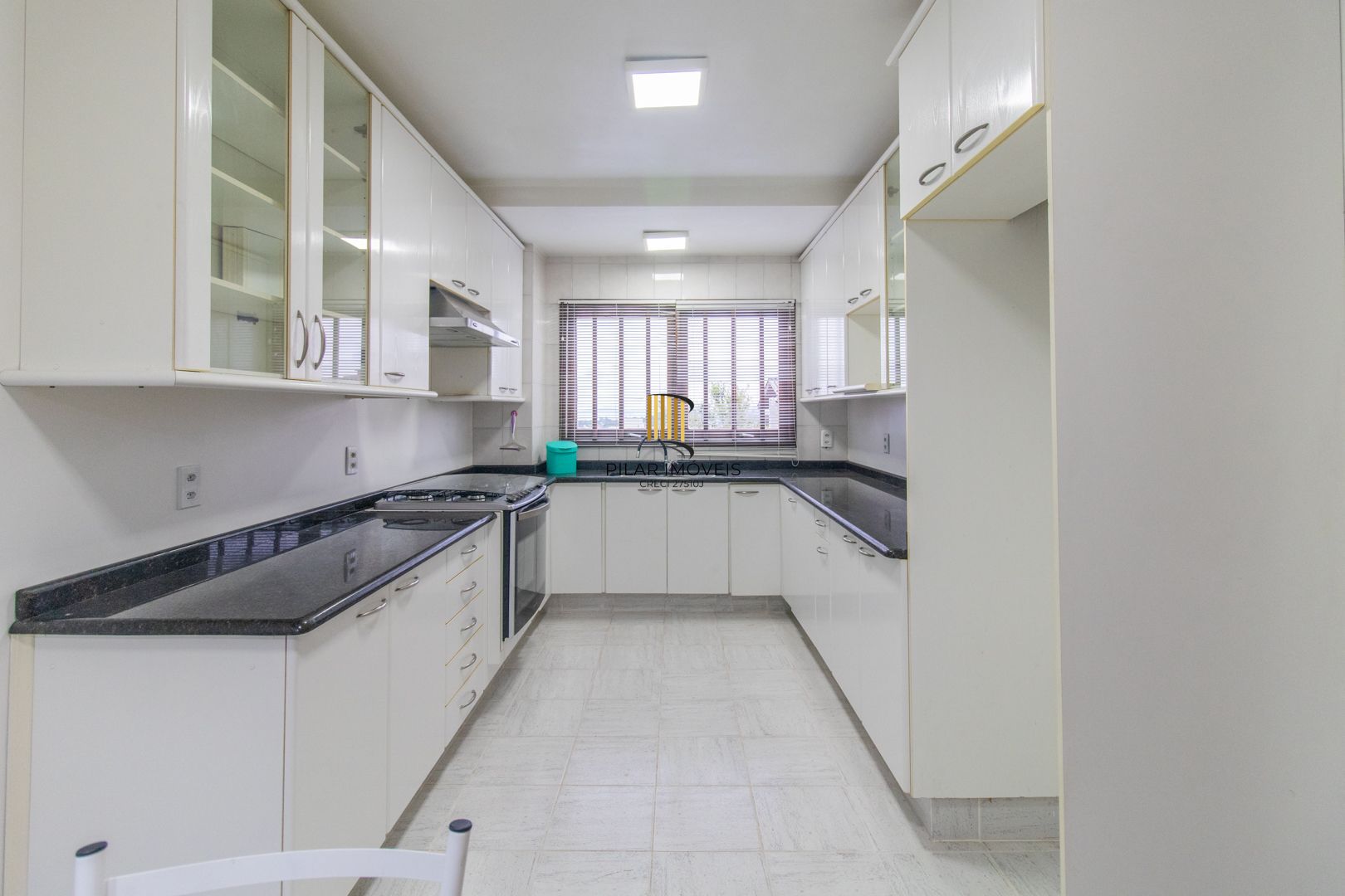 Casa no Imperial Park  3 dormitórios sendo 1 suíte, próximo a av. Juca Batista