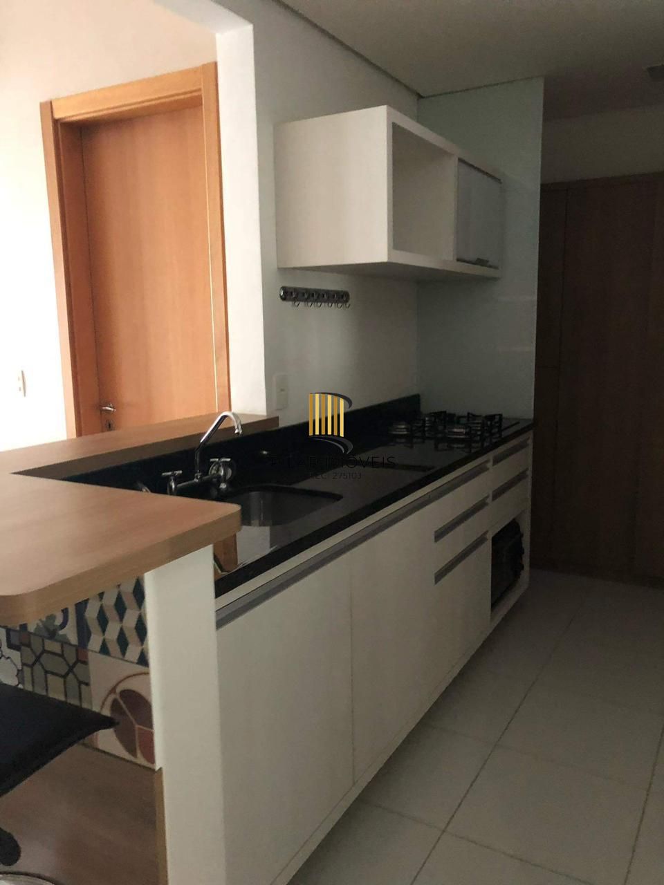 Loft a venda 1 dormitório mobiliado com 1 vaga de garagem / Lima e Silva
