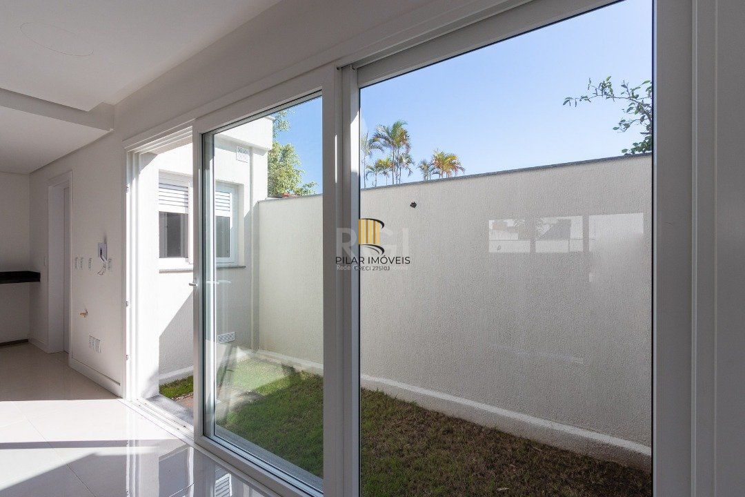 Casa Condominio para Venda - 306.18m², 3 dormitórios, sendo 3 suites, 3 vagas - Vila Assunção
