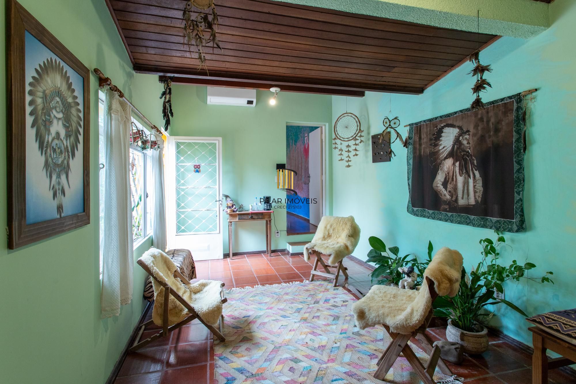 Casa 5 dormitórios no bairro Vila Assunção