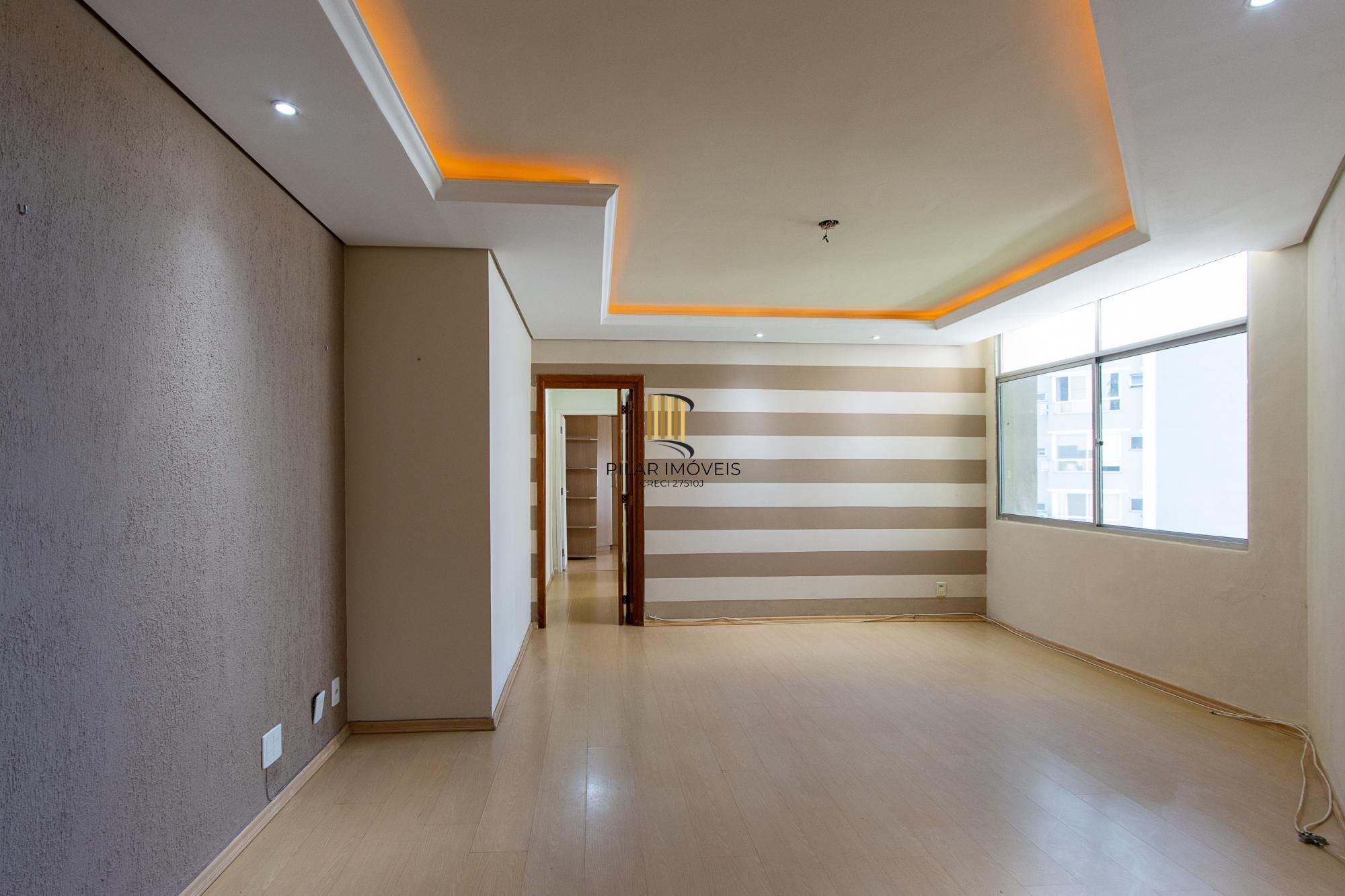 Excelente Apartamento 2 Dormitórios na Av. Wenceslau Escobar