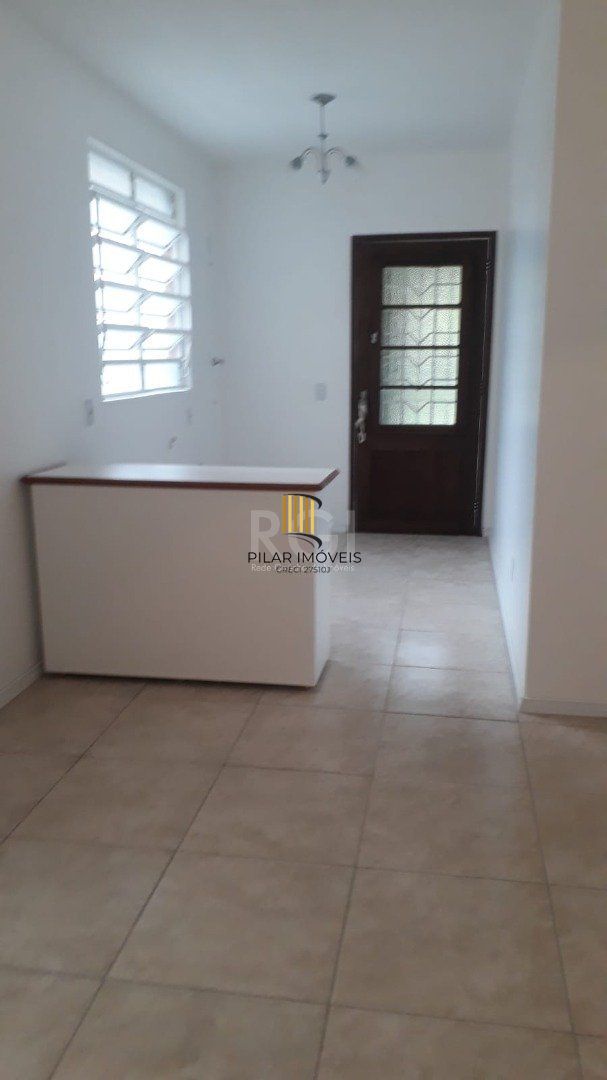 Casa 3 dormitórios no bairro Ipanema