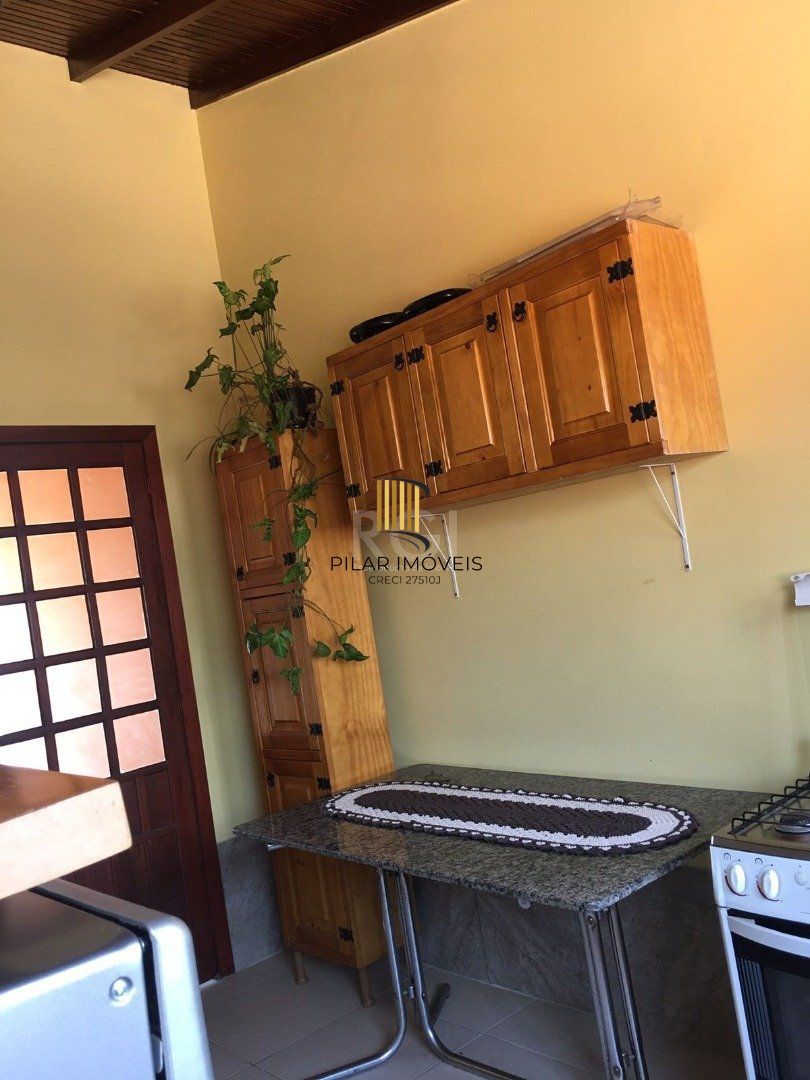 Casa para Venda - 90m², 3 dormitórios, 2 vagas - Hípica