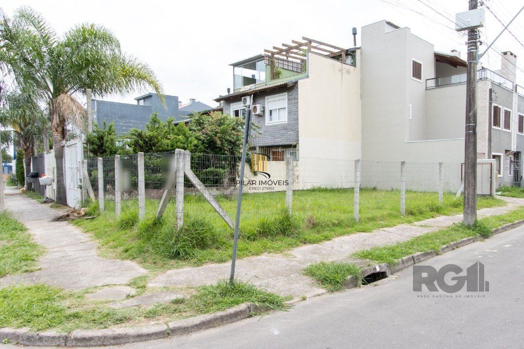 Sobrado 2 dormitórios  mais terreno de esquina de 192m2
