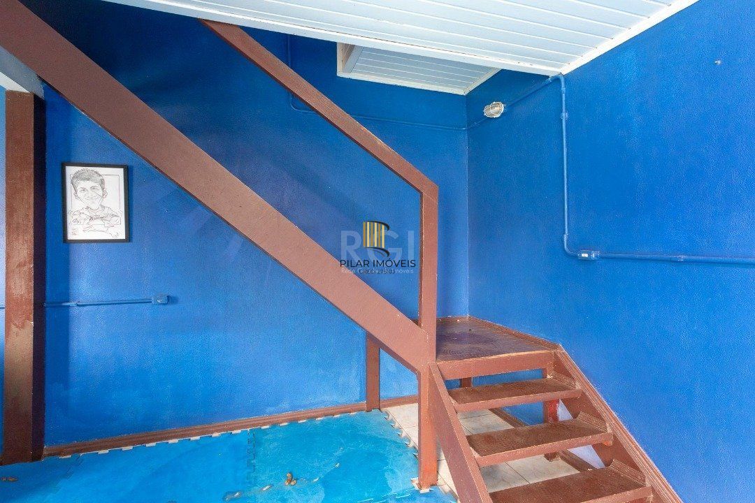 Casa para Venda - 380m², 3 dormitórios, sendo 1 suites, 3 vagas - Tristeza