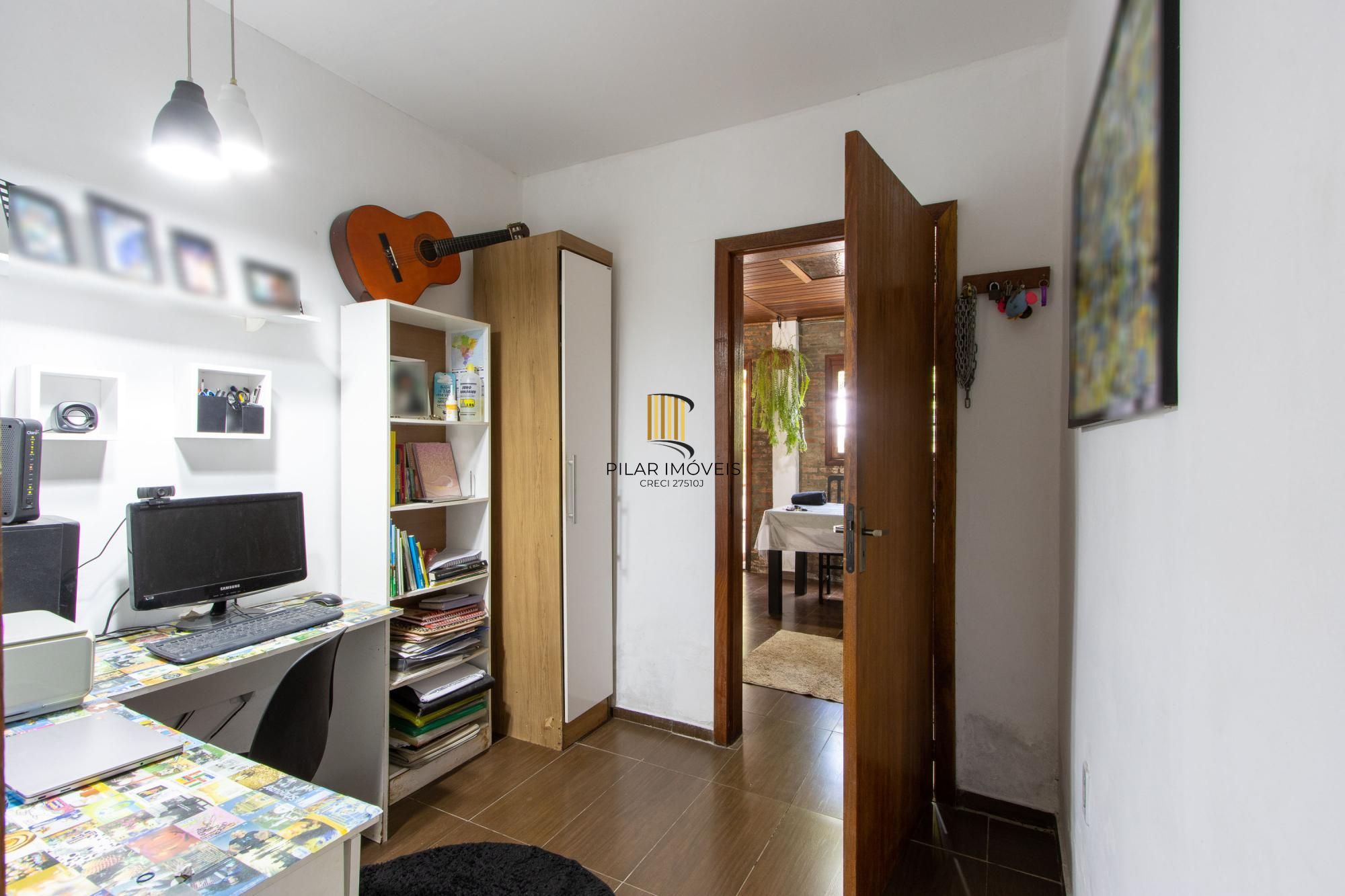 Casa/Sobrado  4 dormitórios com piscina