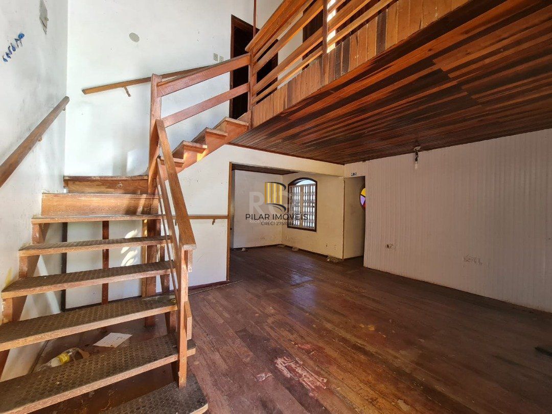 Casa para Venda - 220m², 3 dormitórios, Nonoai