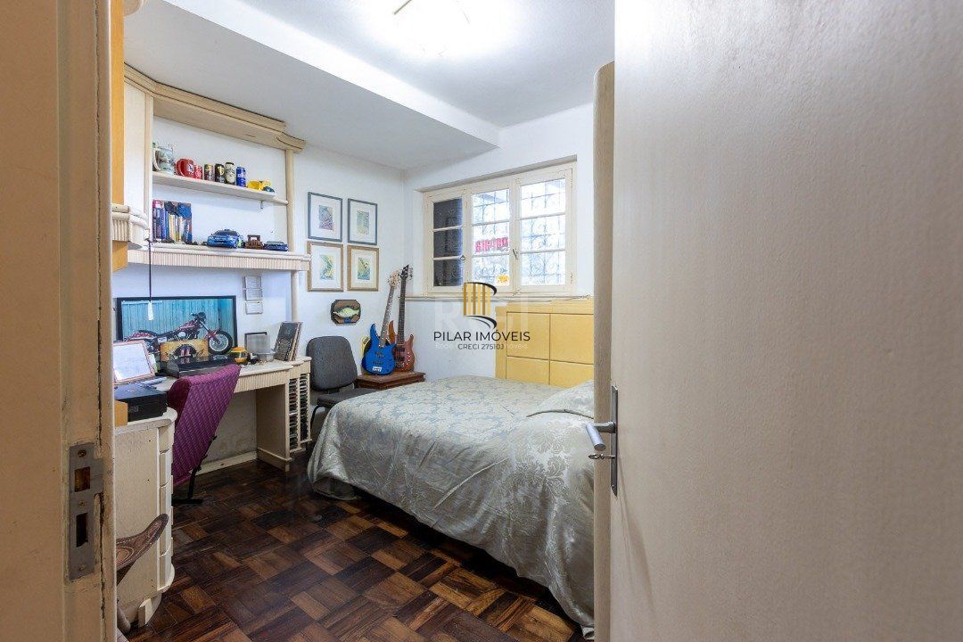Casa para Venda - 192m², 4 dormitórios, sendo 3 suites, 4 vagas - Tristeza