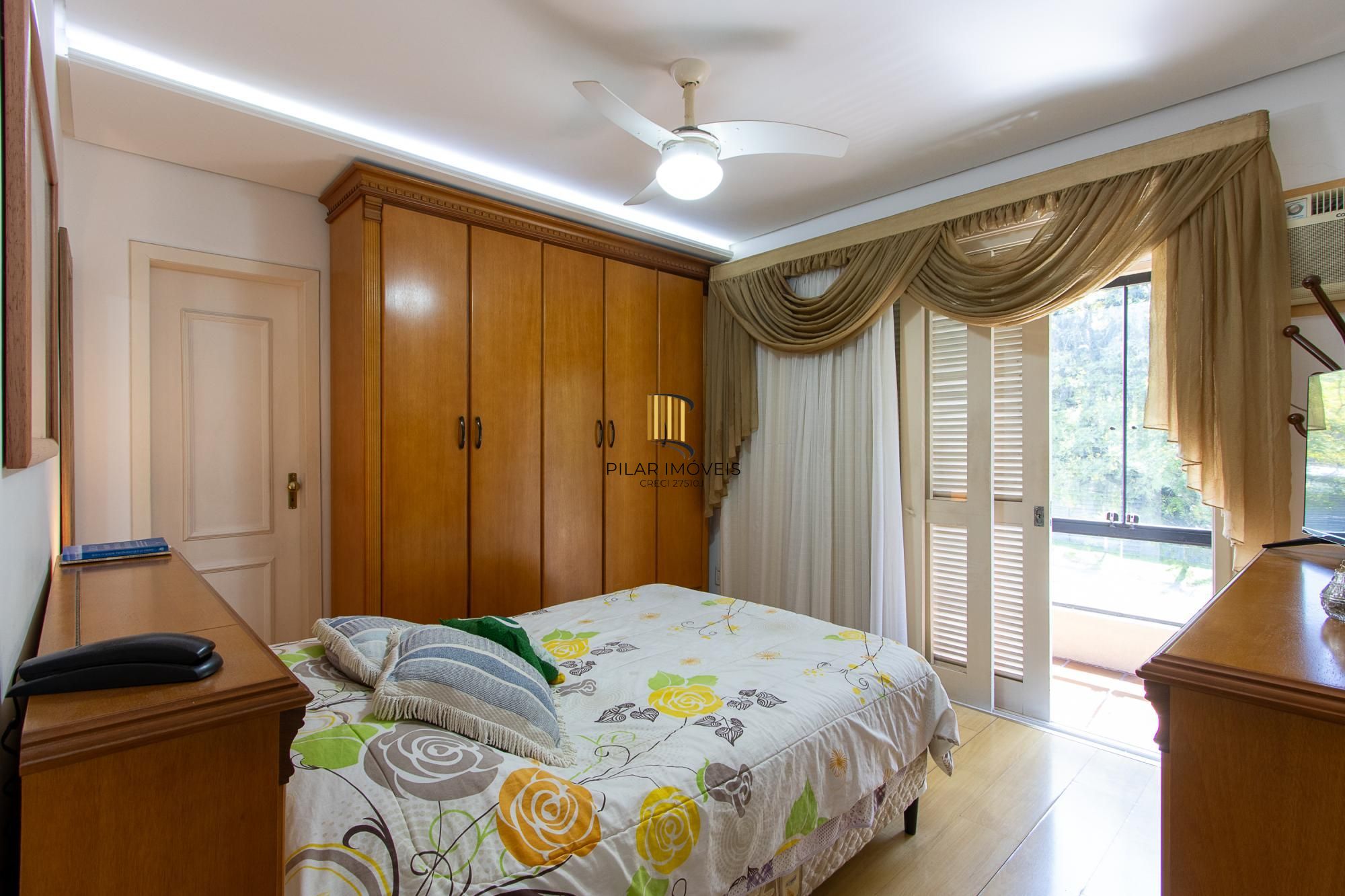 Cobertura 2 dormitórios no bairro Cristal