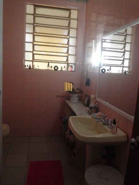 Casa para Venda - 330m², 4 dormitórios, Menino Deus
