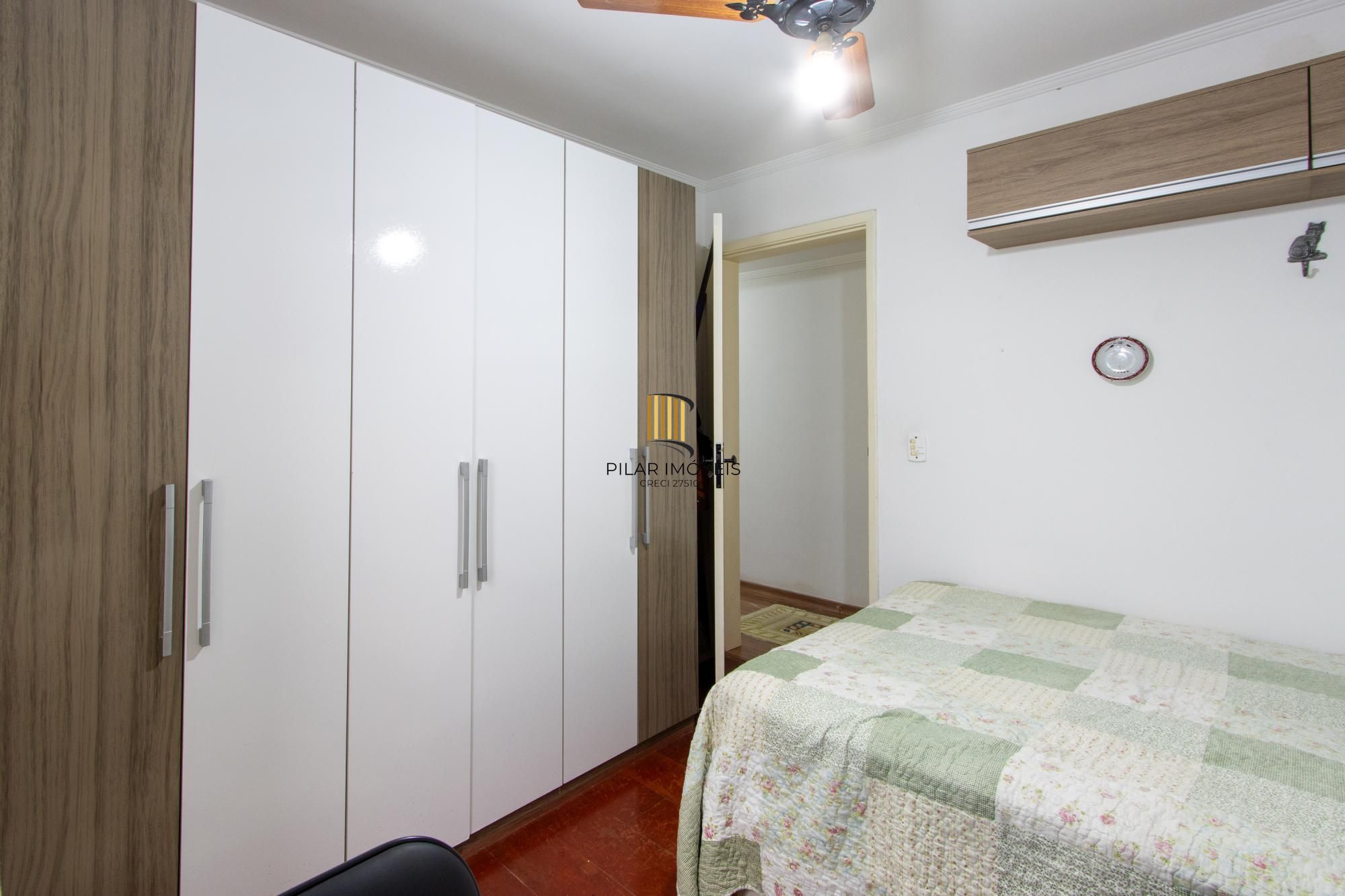 Casa 3 dormitórios no bairro Cavalhada