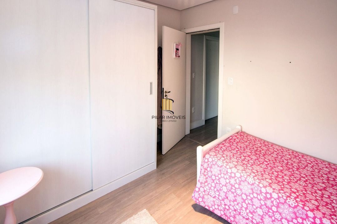 Casa para Venda - 147.3m², 3 dormitórios, sendo 1 suites, 3 vagas - Guarujá