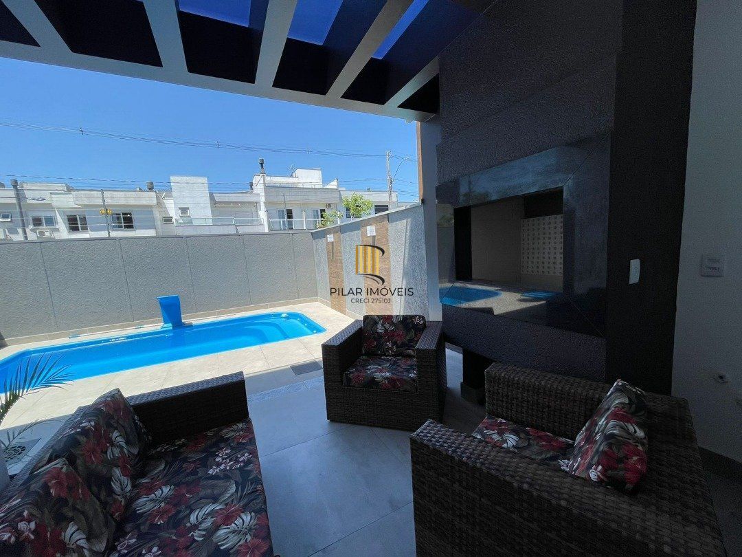 Casa de Condomínio 3 dormitórios no bairro Hípica