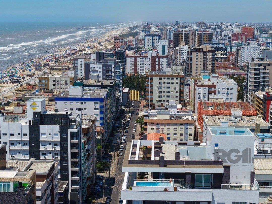 Apartamento 2 dormitórios no bairro Zona Nova
