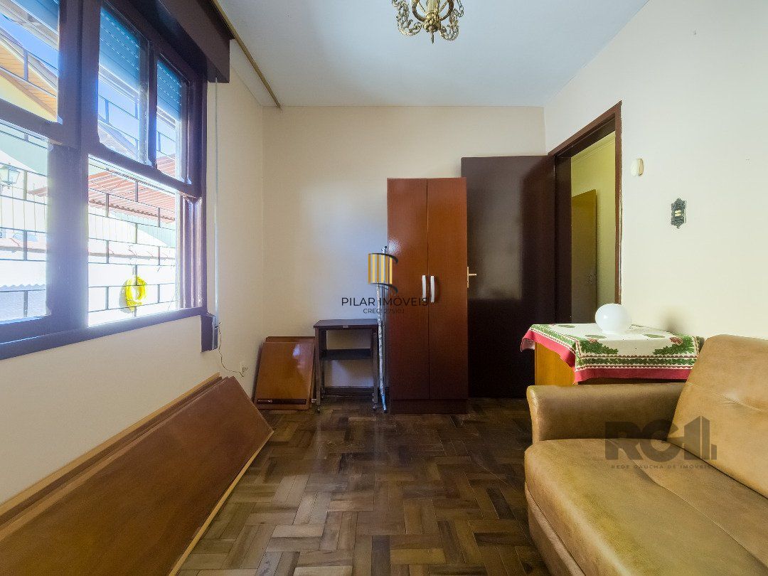 Casa 4 dormitórios no bairro Tristeza