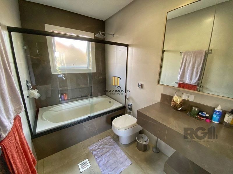 Casa 4 dormitórios no bairro Atlântida