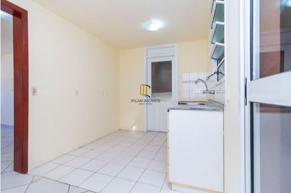 Casa em condomínio com 3 dormitórios, suíte, espaço gourmet.