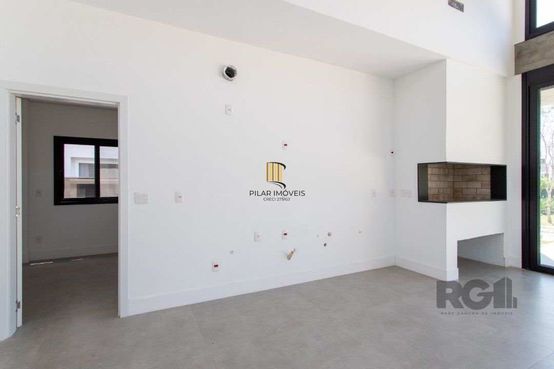 A Casa Le Mans, uma residência térrea de esquina com 389,48m2 de área coberta