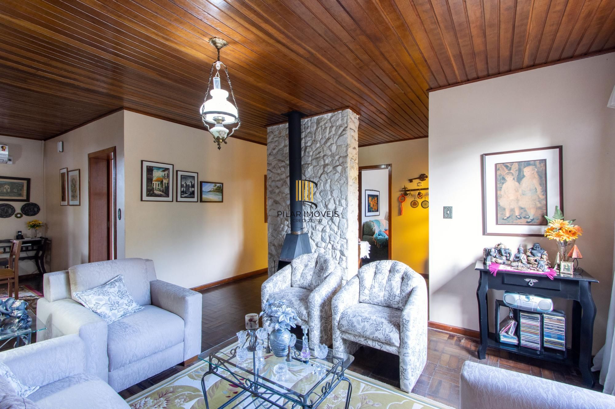 Casa para Venda - 180m², 3 dormitórios, sendo 1 suites, 2 vagas - Ipanema