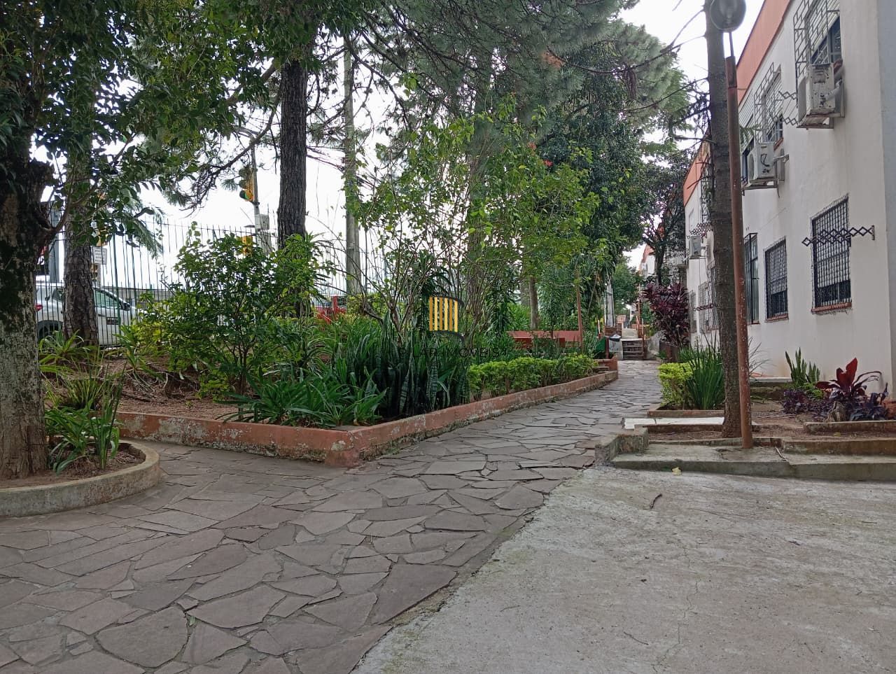 Apartamento 1 dormitório, á venda no bairro Santa Tereza em Porto Alegre.