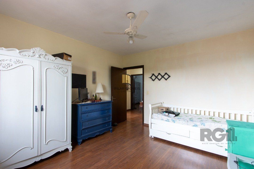Casa para Venda - 200m², 3 dormitórios, sendo 1 suites, 3 vagas - Jardim Verde