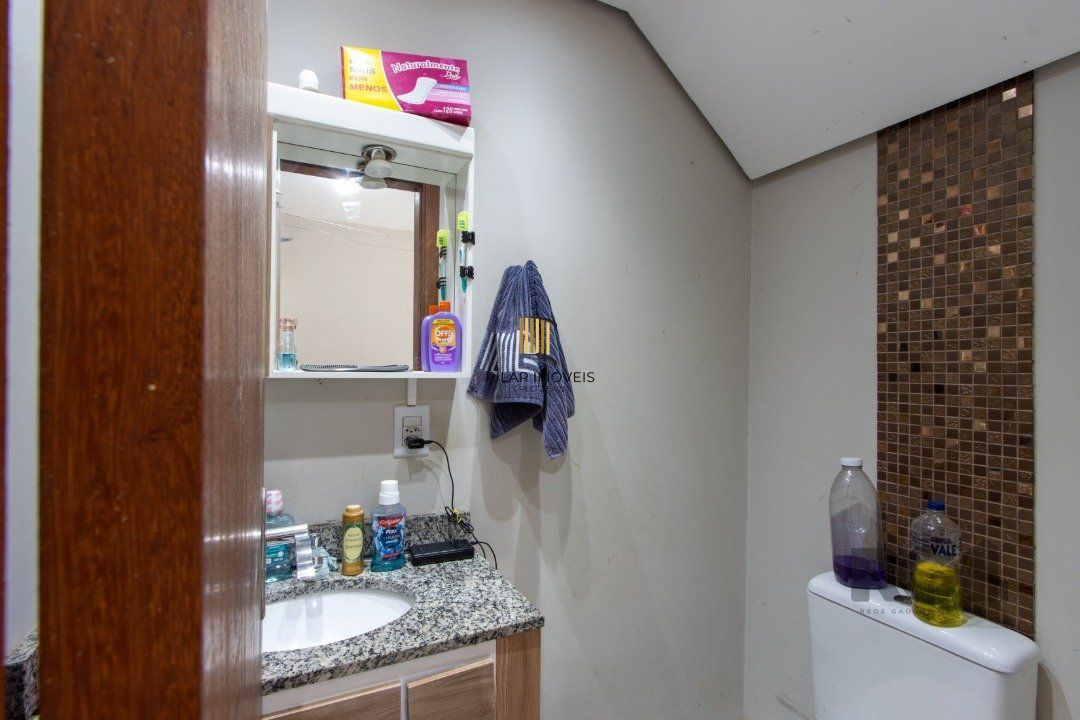 Casa de Condomínio 2 dormitórios no bairro Hípica