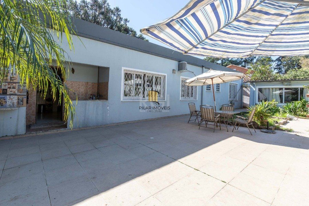 Casa para Venda - 250m², 3 dormitórios, sendo 1 suites, 3 vagas - Tristeza