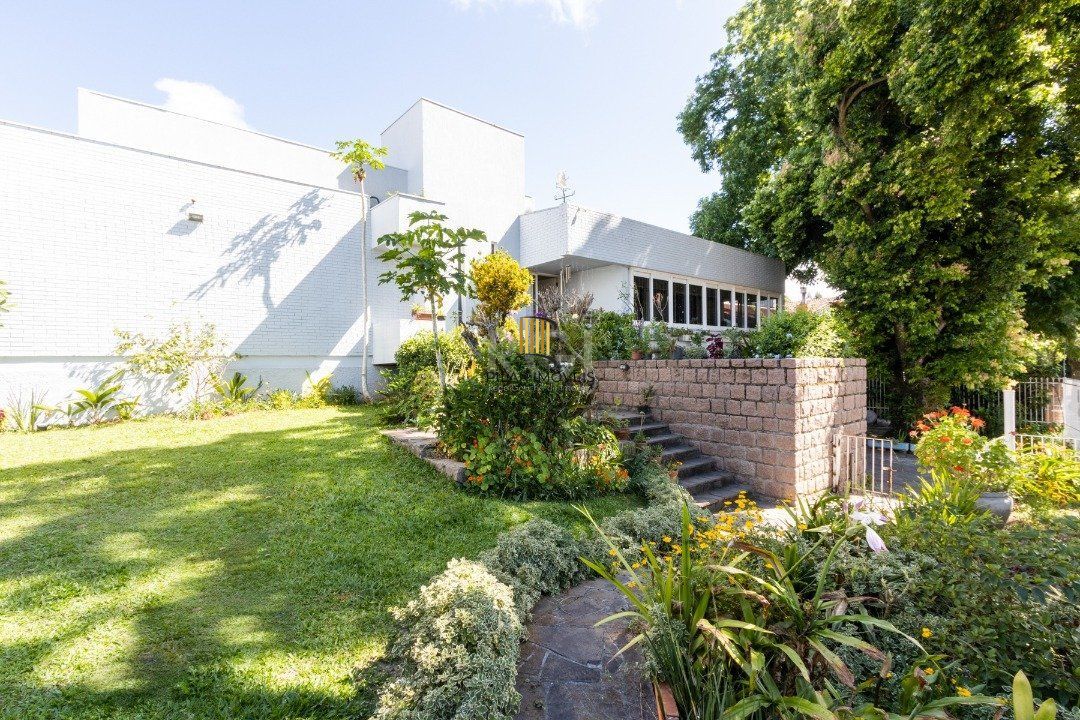 Casa 3 dormitórios no bairro Vila Assunção
