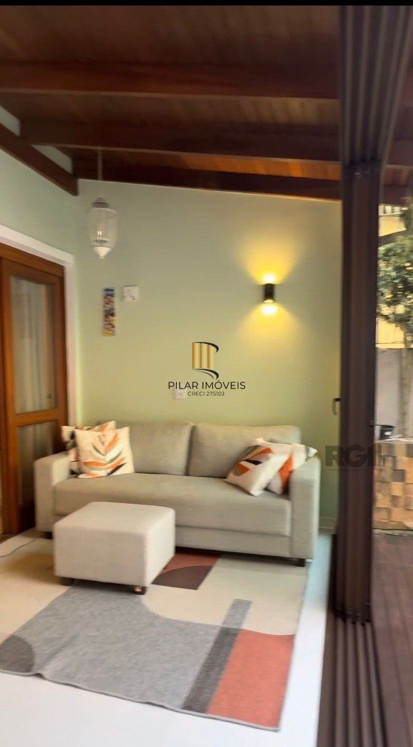 Casa 3 dormitórios no bairro Espírito Santo