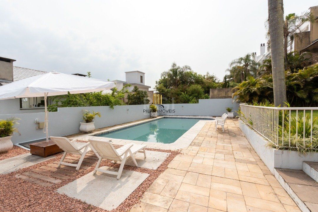 Casa para Venda - 312m², 5 dormitórios, sendo 3 suites, 6 vagas - Vila Conceição