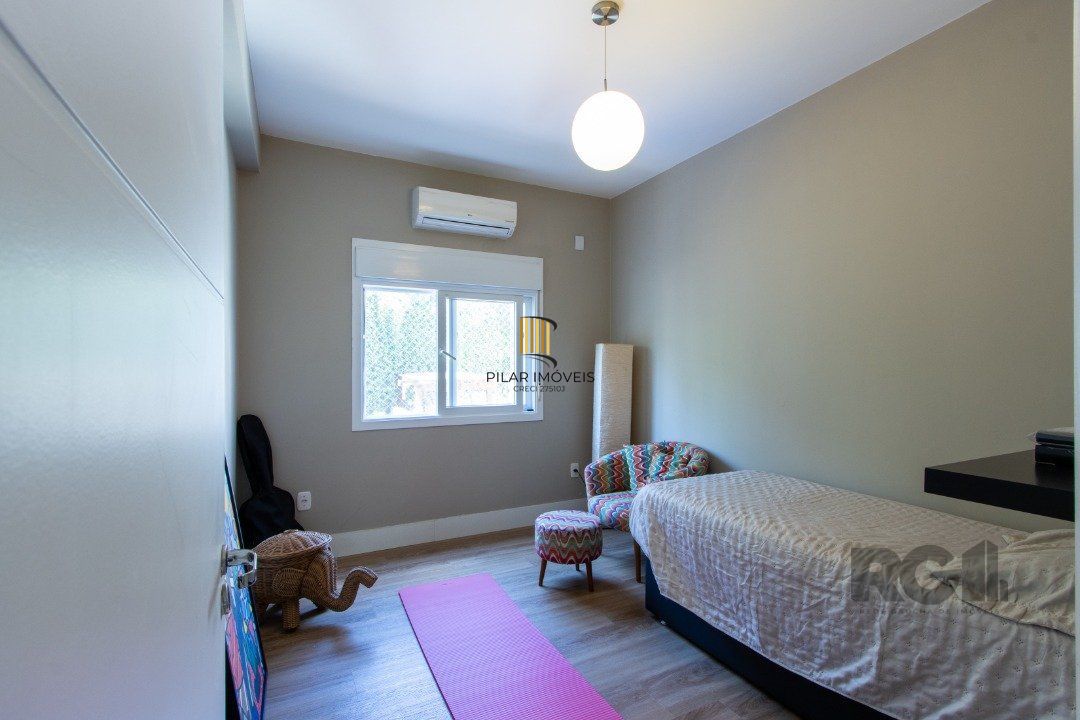 Casa 3 dormitórios no bairro Jardim Isabel