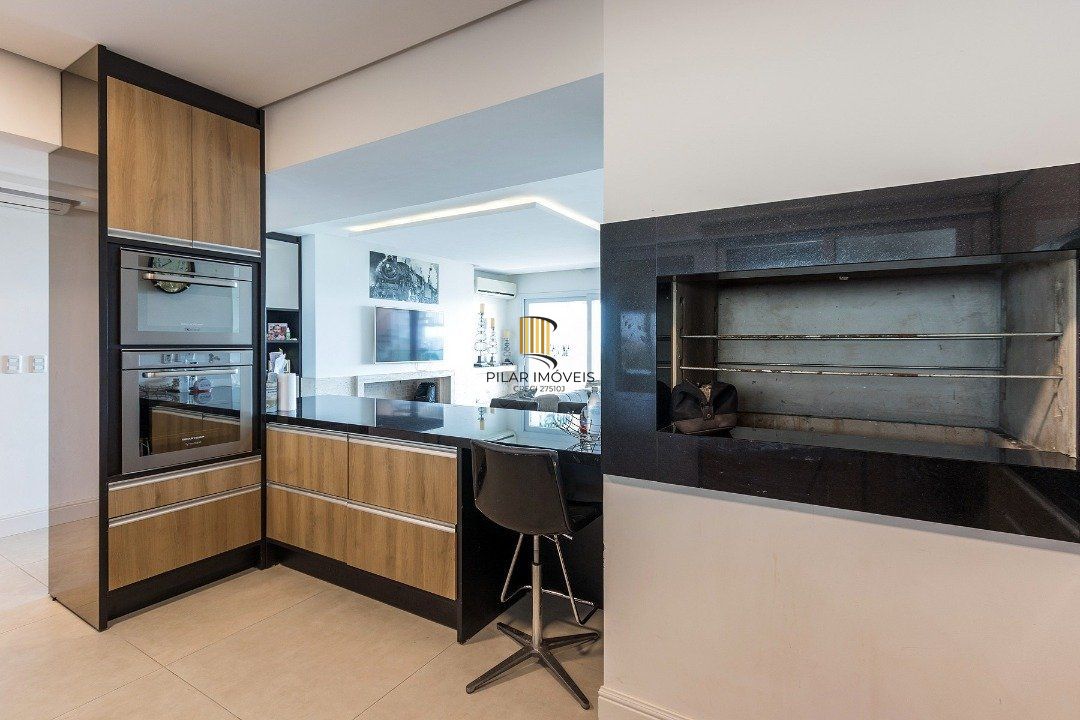 Cobertura para Venda - 319.17m², 3 dormitórios, sendo 3 suites, 4 vagas - Cristal