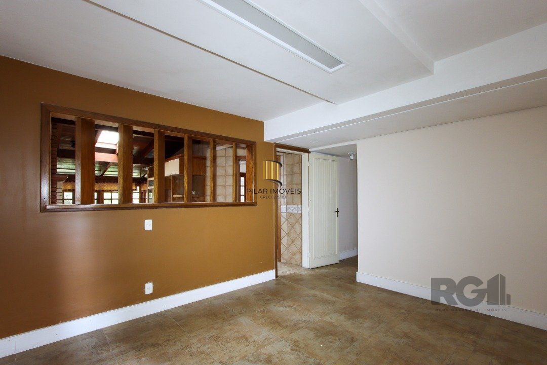 Casa de 3 dormitórios no Jardim Isabel com vista para o Guaíba.