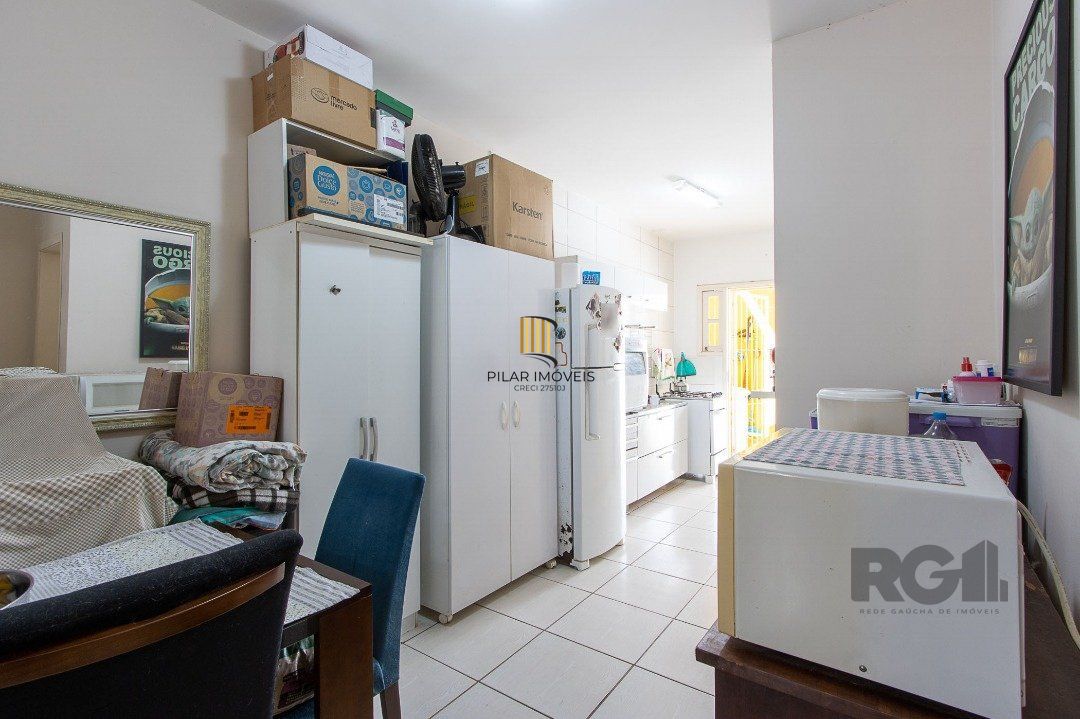 Casa 2 dormitórios no bairro Hípica