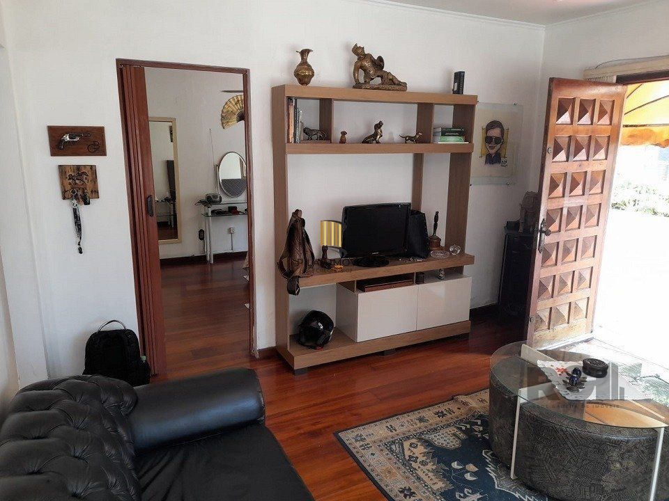 Casa 2 dormitórios no bairro Santana