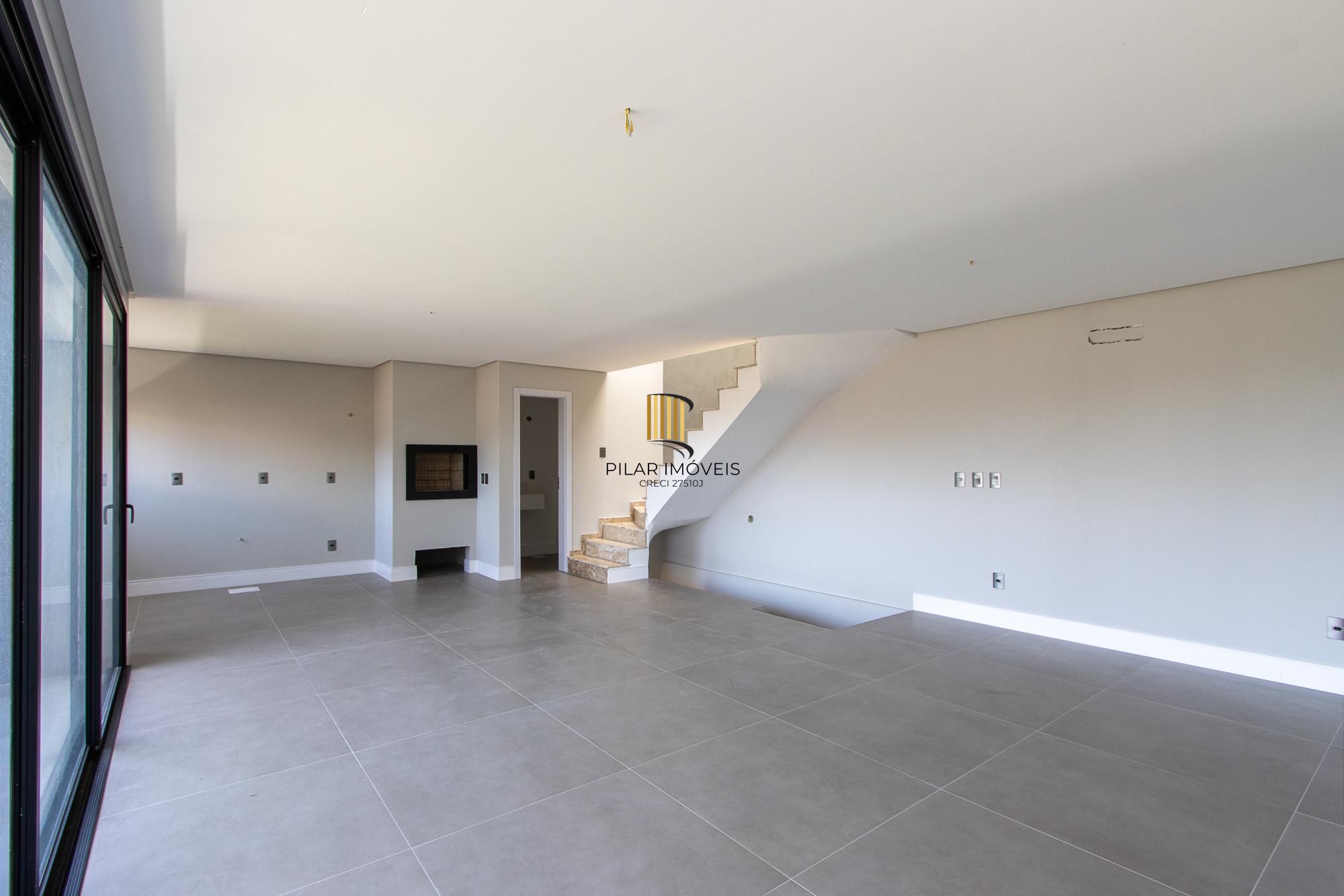 Casa em condomínio com conforto e exclusividade no bairro Tristeza