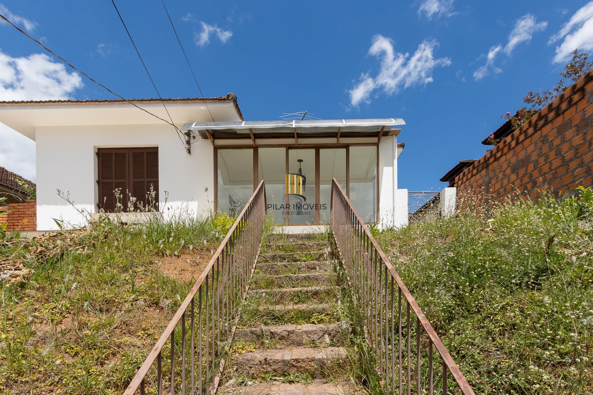 CASA 2 DORMITÓRIOS  NO SANTA TEREZA