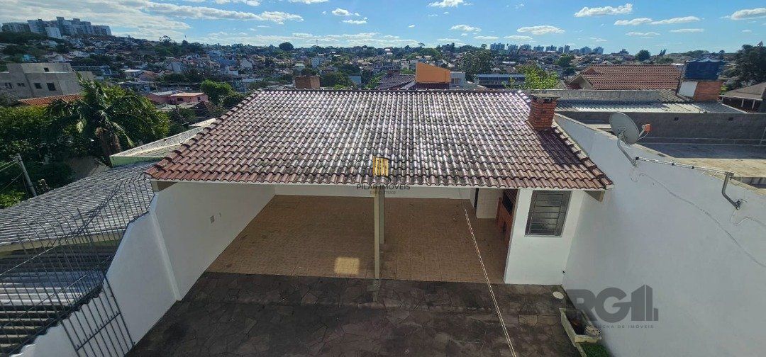 Casa 4 dormitórios no bairro Jardim Sabará