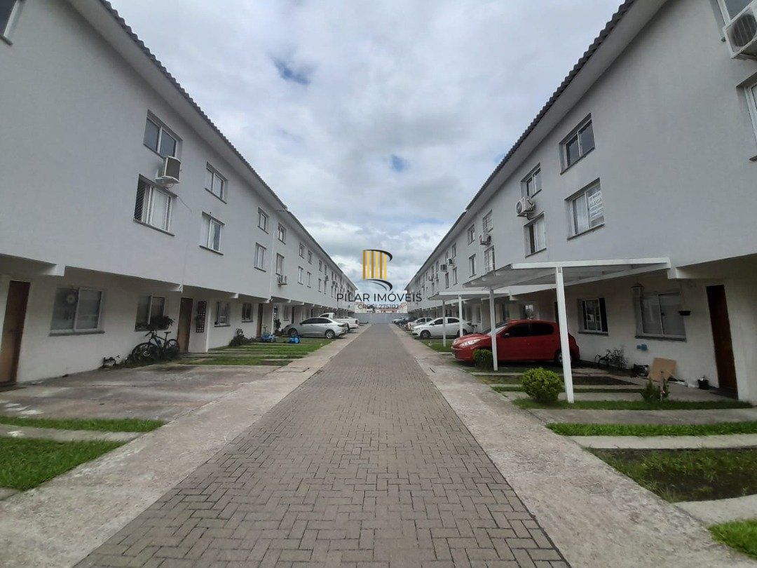 CASA EM CONDOMÍNIO COM 3 DORMITÓRIOS NA HÍPICA