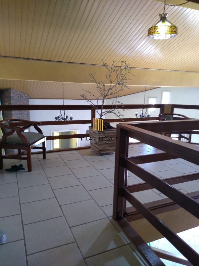 Excelente casa de alvenaria em Viamão!