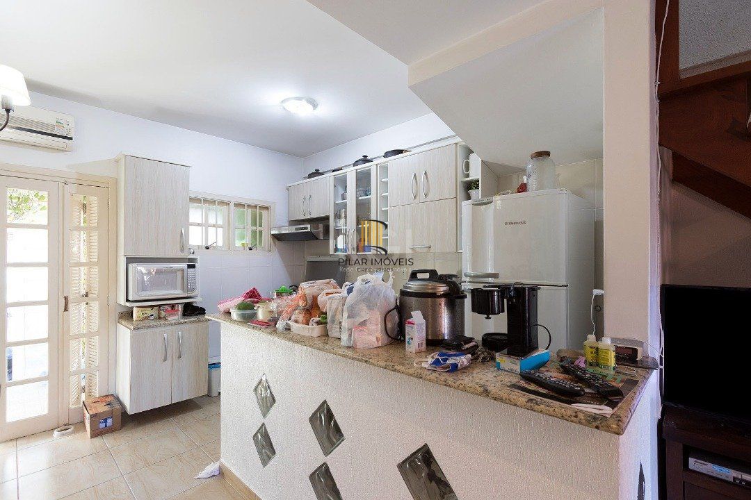 Casa para Venda - 124m², 2 dormitórios, sendo 1 suites, 2 vagas - Hípica