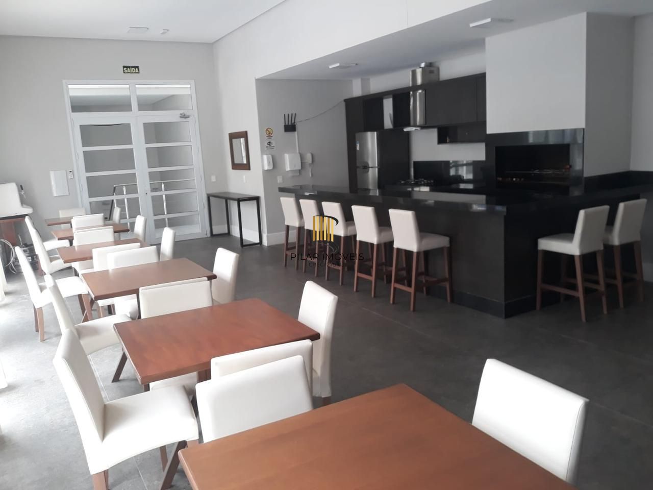 Casa de Condomínio 3 dormitórios no bairro Glória