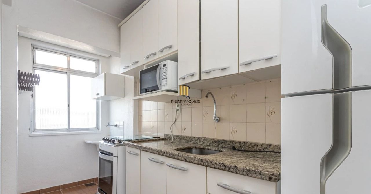 **Apartamento Semimobiliado de 1 Quarto em Vila Conceição, Porto Alegre, RS**